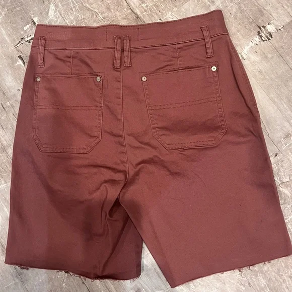 Democracy Ab Technology Shorts NWOT - Picture 2 of 3